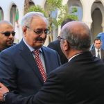 Abdelkader Messahel recevant Khalifa Haftar à Alger. Photo d'archives/D. R.